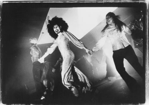 trwdance Tight Right White. L. to R.: James Williams, Royston Scott, Randi Pannell. Photo: Paula Court